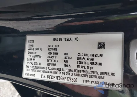 2022 Tesla Model 3 Long Range Dual Motor All-Wheel Drive z USA, uszkodzony, nr VIN 5YJ3E1EB3NF178606